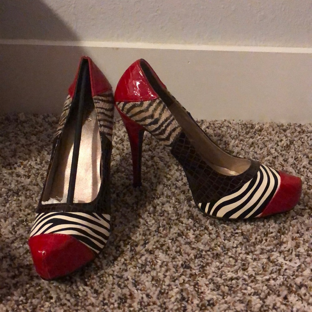 Red multi patterned heels size 10